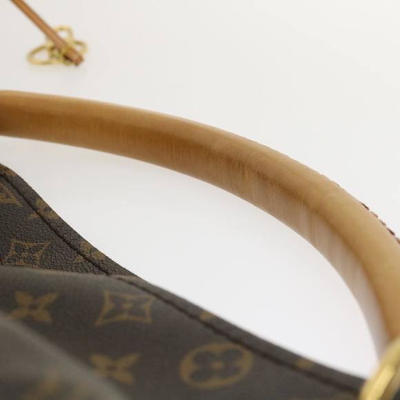 LOUIS VUITTON Artsy Shoulder Bag - Picture 11 of 16